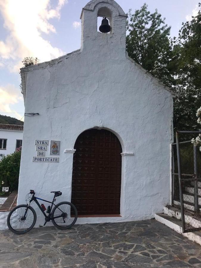 Casa Petra : Bonita Casa Rural En Yunquera Esterno foto